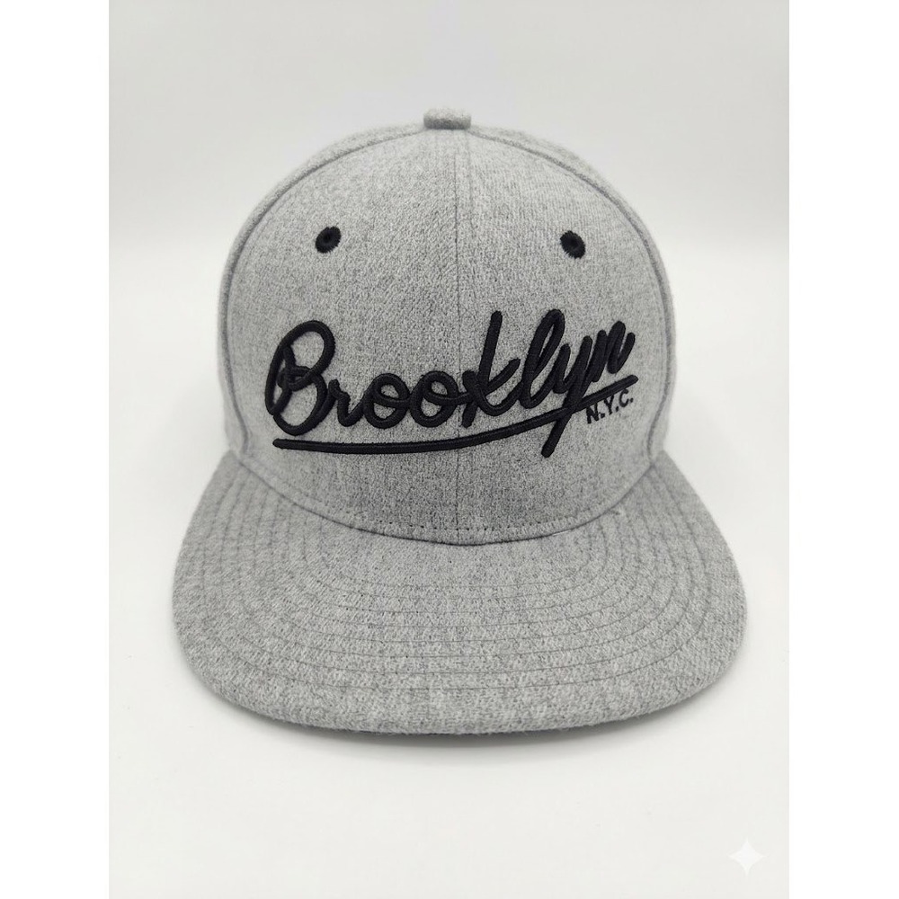 Brooklyn NYC Script Embroidered Snapback Hat Gray Heather Flat Brim Cap Urban